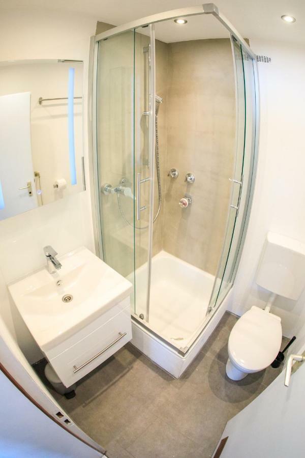 Modern Apartment In City Center Wurzburgo Exterior foto